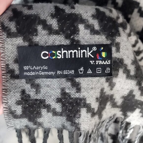 V. Fraas Cashmink Houndstooth Scarf Super Soft‎ Made in Germany Chic Classy OS - Picture 3 of 3